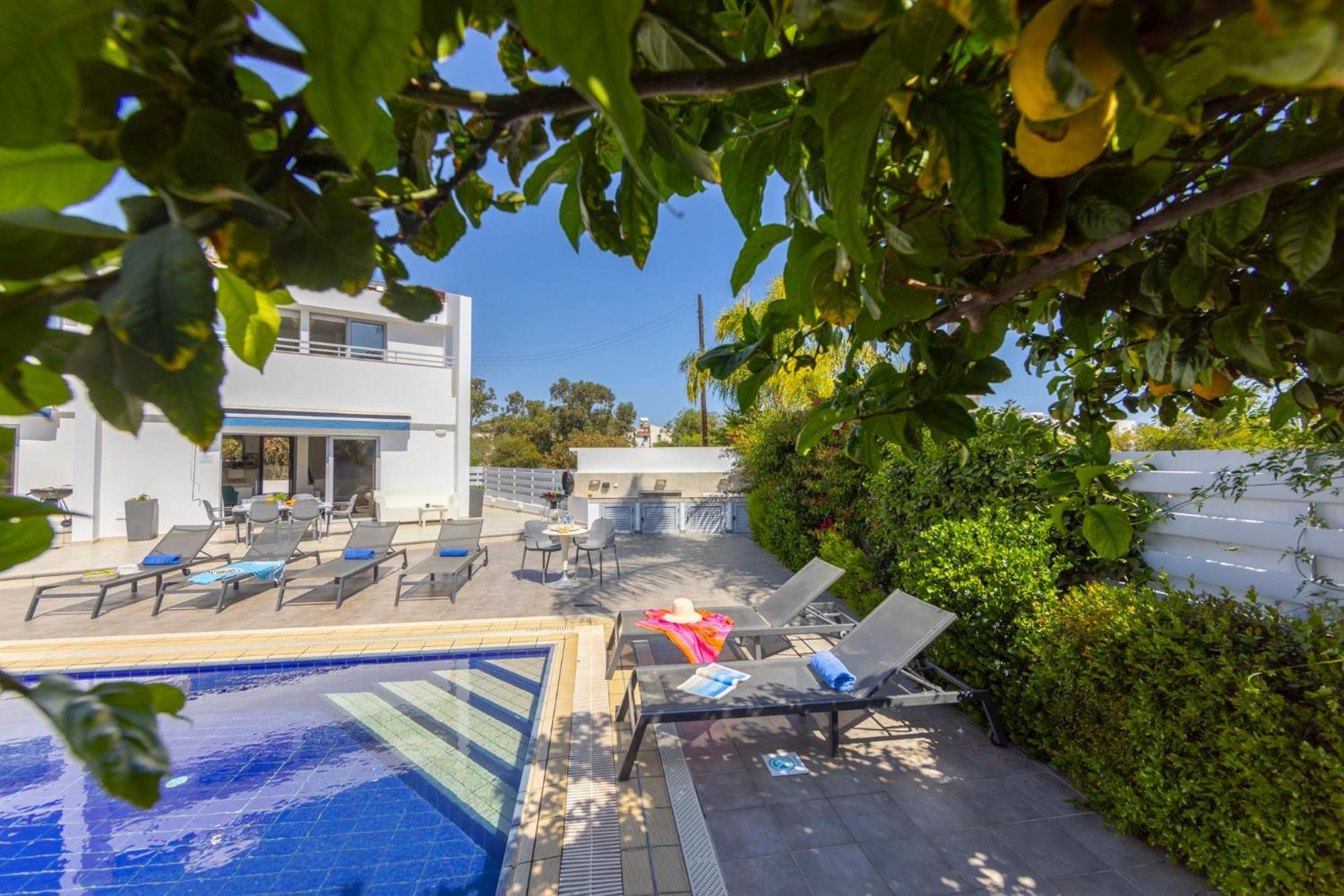 Azure Luxury Pool Villa Protaras Esterno foto